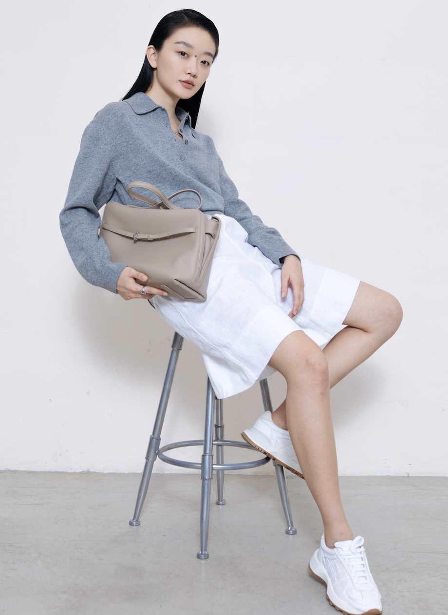 ThatThereby 2050 Nude Commuter Bag