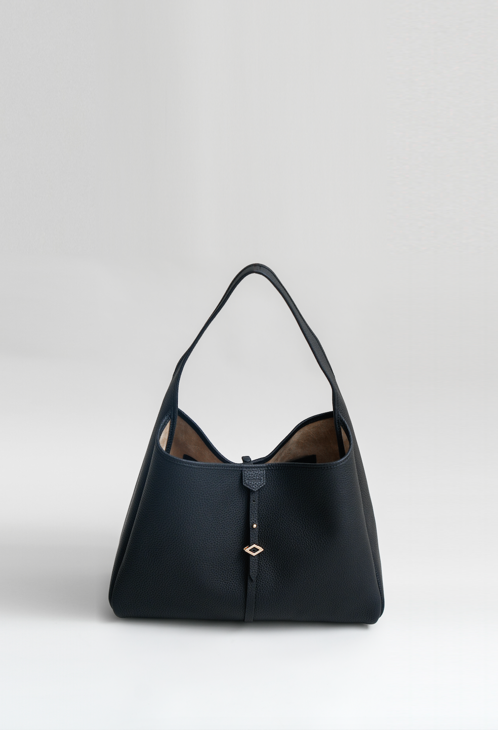Never Late Hobo Bag Black  Combi Sand