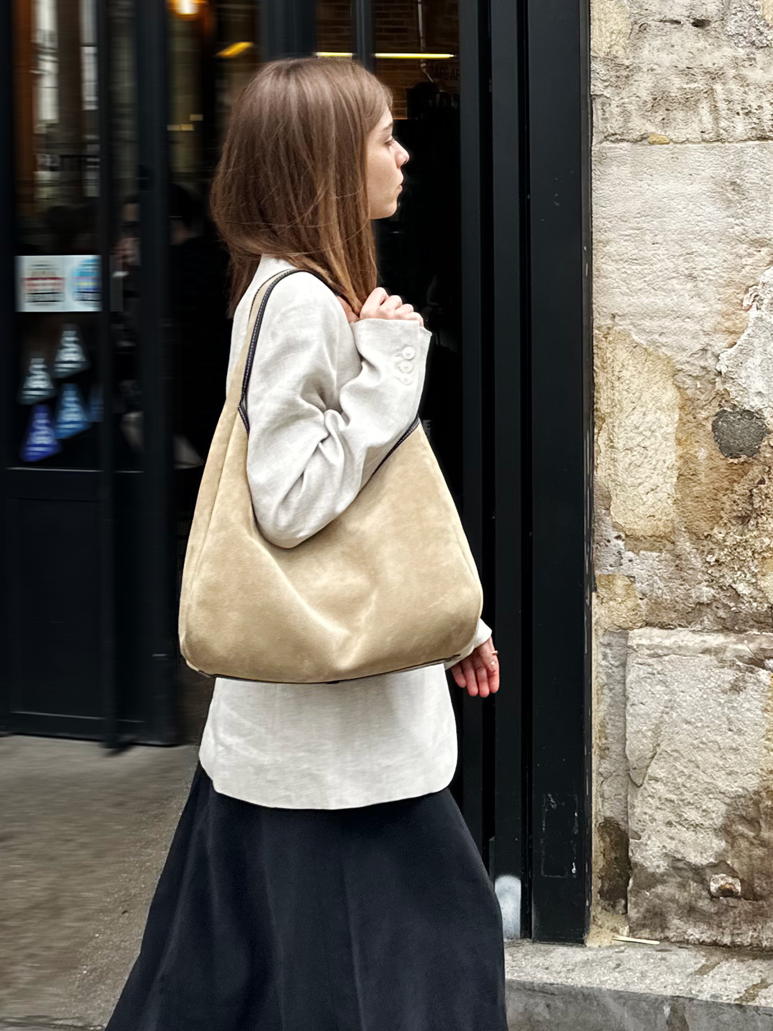 Never Late Hobo Bag Sand Combi Black