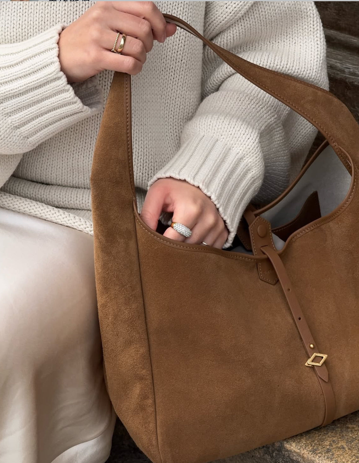 Never Late Hobo Bag  Light Brown Combi